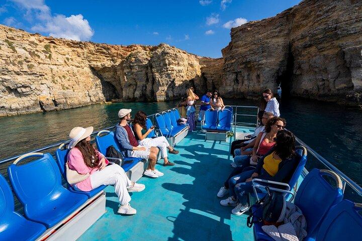 Boat Cruise around Comino/Blue Lagoon & Gozo