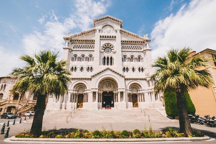 Explore Monaco in 60 minutes with a Local