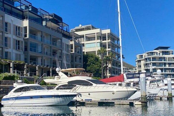 Two Ocean Aquarium, Waterfront Duck and Botanical Tour Inclusive