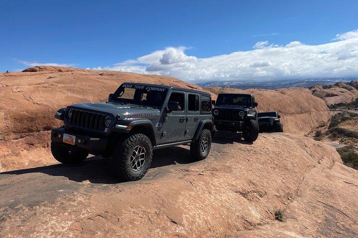 BEST! Hell's Revenge Jeep Rubicon U-Drive 4X4 Tour in Moab