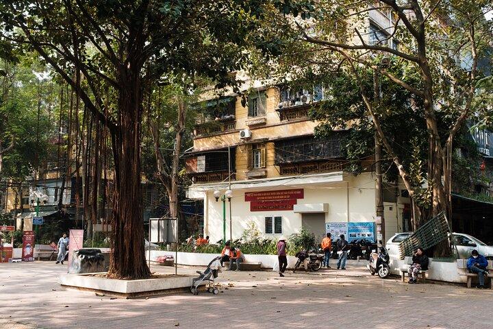 Hanoi E-Bike Tour - Where The Locals Live plus