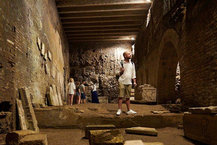 Underground Rome: Private Tour of Celio Houses and St. Clemente