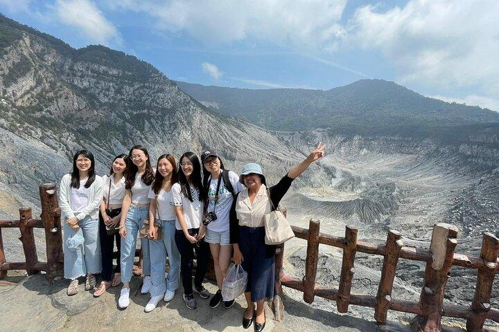 Active Volcano, Rice Field, Hot Spring, Fruit market, Tea Plantation with Lunch