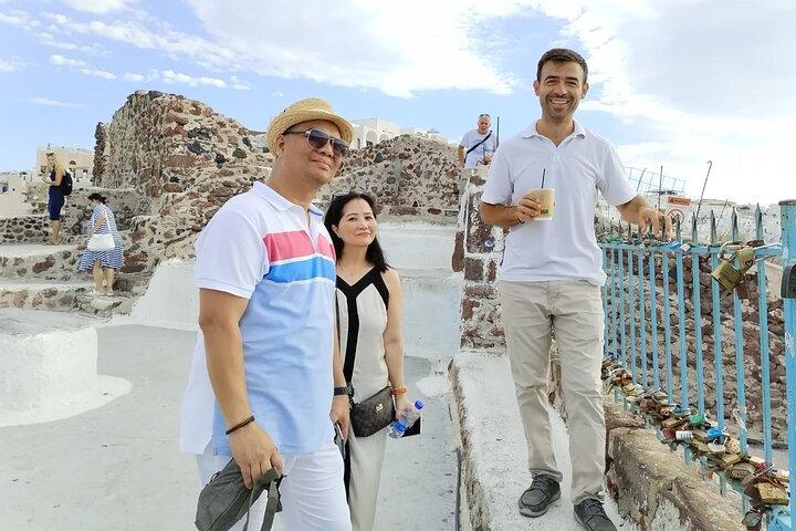 SANTORINI PRIVATE TOUR with Flexible Itinerary & Pickup