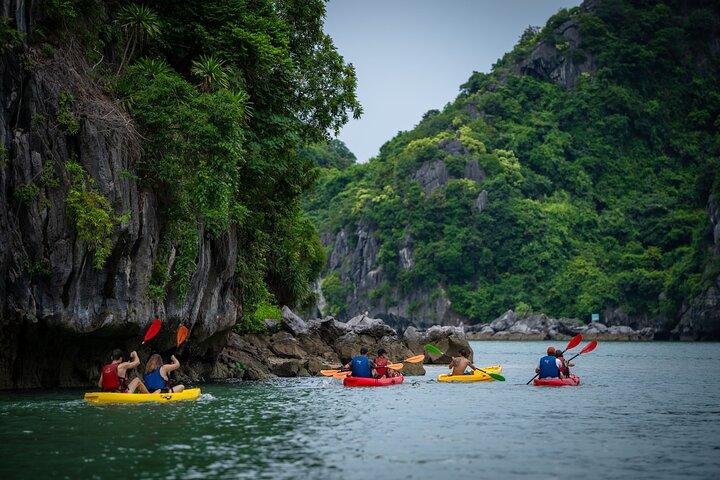 4 Star Cruise 2 days 1 Night Bai Tu Long Bay Voyage from Hanoi