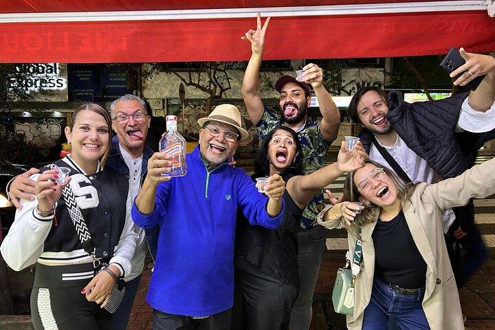 Medellin : Pubcrawl with VIP Entry to Rooftops and Nightclubs