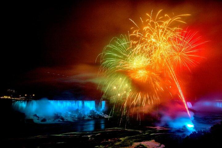 Niagara Falls Nightlight Experience with Fireworks (USA Side)