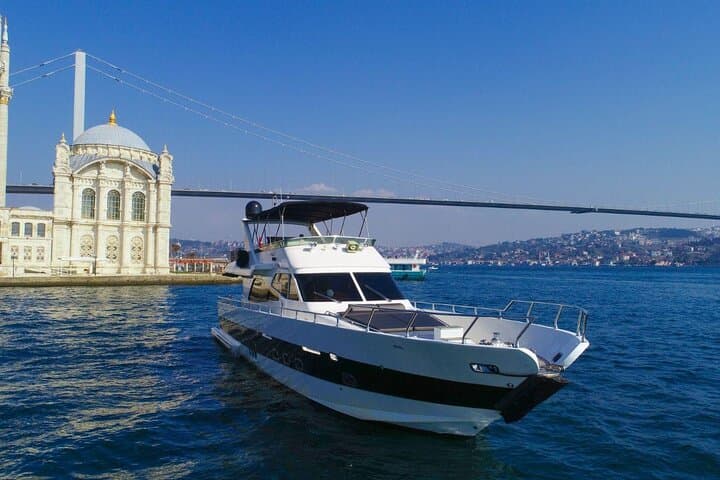 Istanbul Private Luxury Yacht Experience on the Bosphorus