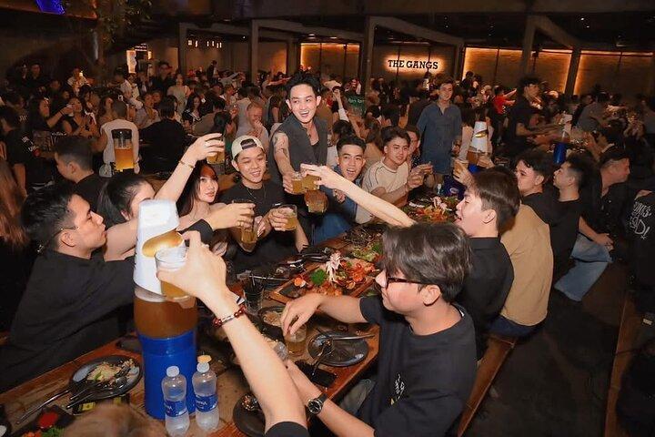 Ho Chi Minh Night Party Street Food Private Tour With Bar, Dance