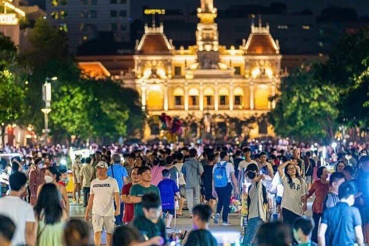 Discover Ho Chi Minh City And The Legendary Cu Chi Tunnels Tour