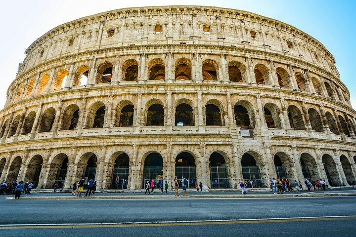 The Colosseum and Roman Forum Audio Guide Experience