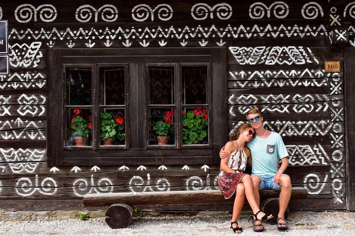From Bratislava: Čičmany, Bojnice Palace & High Tatras Day Tour