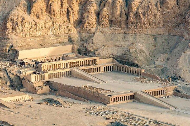 Private Full-Day The Best of luxor's East & West Bank Highlights