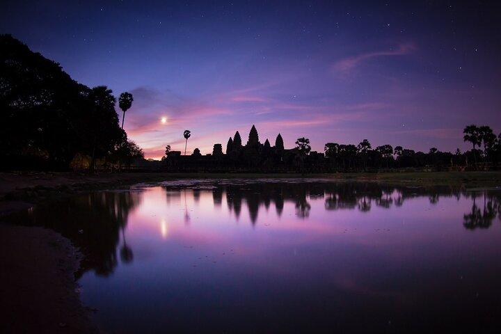 1-Day Angkor Wat Sunrise & All Interesting Temples Private Tour