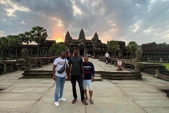 Sunrise Watching Expedition at Angkor Wat from Siem Reap