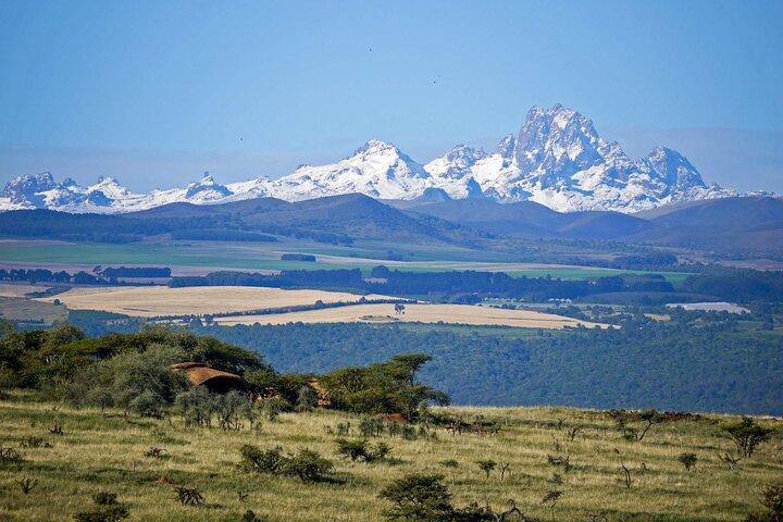 5 Days Mount Kenya Trekking Through Sirimoni Chogoria Route