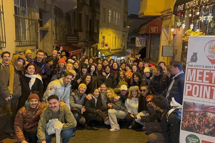 Istanbul Pub Crawl: Bars, Dancefloors, & Beyond