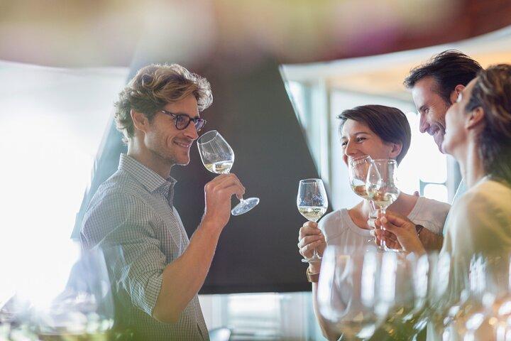 Milan Small Group: Duomo & Rooftop, Wine & Food Tasting