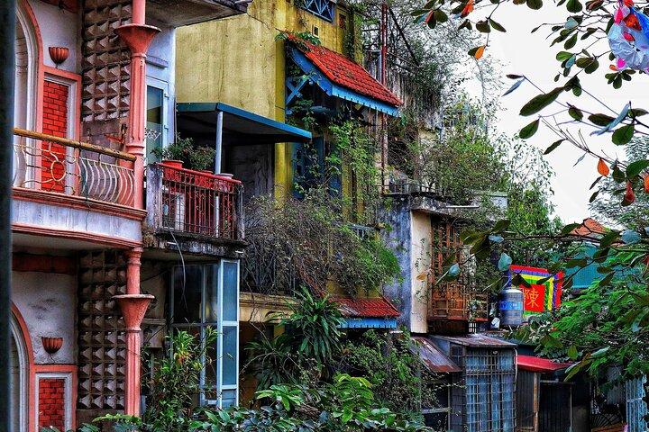 Centuries in a Stroll: Hanoi’s Old Quarter Uncovered