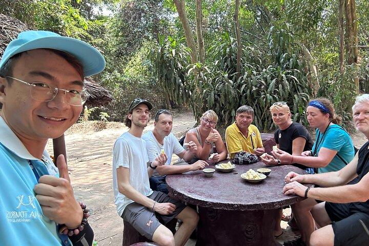 Cu Chi-Ben Duoc Tunnels & War Remnants Museum – Small Group