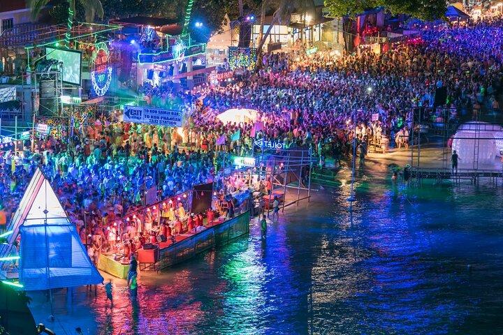 Full Moon Party at Koh Phangan - Koh Samui
