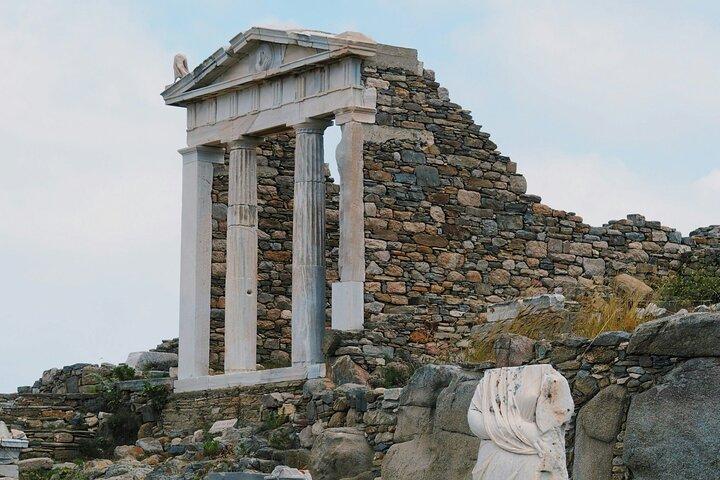 Mykonos Delos Rhenia Daily Cruise with BBQ, Drinks & Transfer