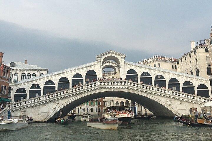From Florence to Venice Private Tour Lunch Included