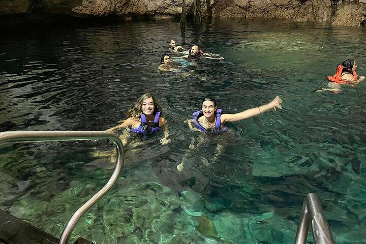 TULUM 4x1 : Archaeological Site, Cenote, 5th Avenue and lunch