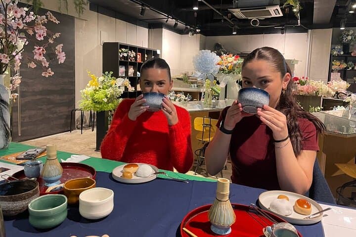 Matcha Making Experience in Shinjuku