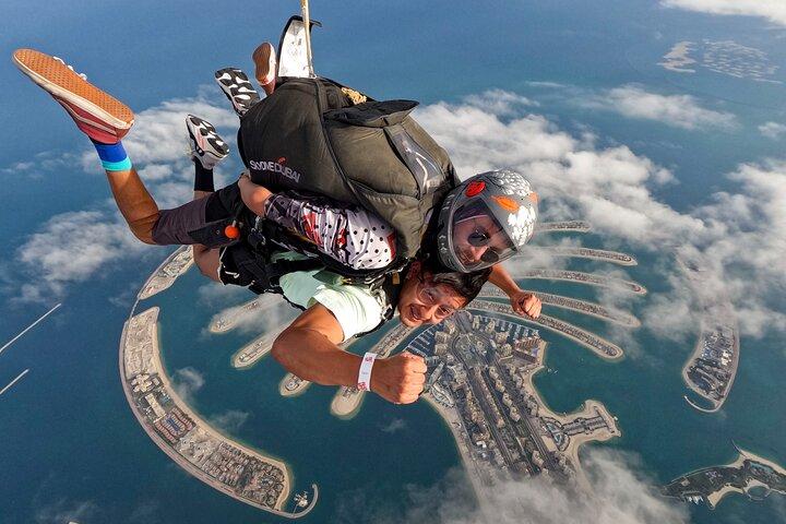 Sky Dive Palm Dubai