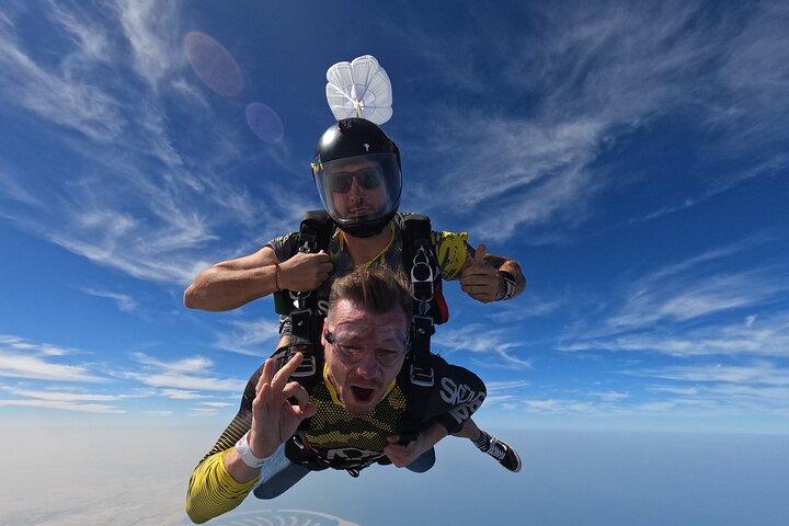 Sky Dive Palm Dubai