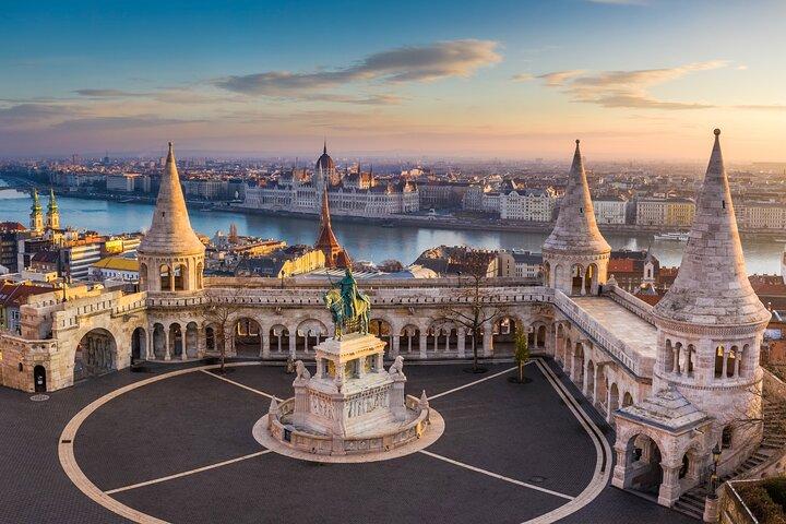 Private day trip: Budapest to Szentendre, Visegrad and Esztergom