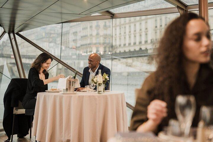 Bateaux Mouches® Special Marriage Proposal Dinner Cruise in Paris