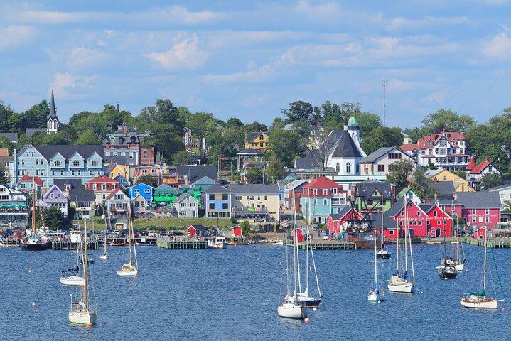 Lunenburg and Mahone Bay Private Escape from Halifax