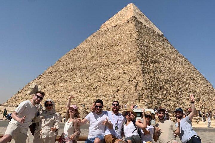 Giza Pyramids Private Tour with Egyptologist Guide