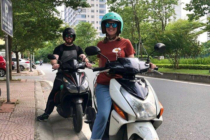 Motorbike Lesson in Hanoi
