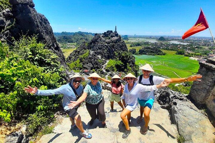 Deluxe Day Trip from Hanoi: Discover Hoa Lu, Tam Coc & Mua Caves