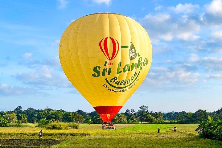Sigiriya & Habarana: Sunrise Hot Air Balloon Ride Experience