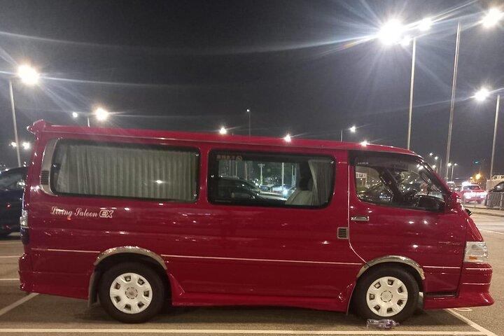 Hong Kong Airport Transfer Sevice With Classic Car
