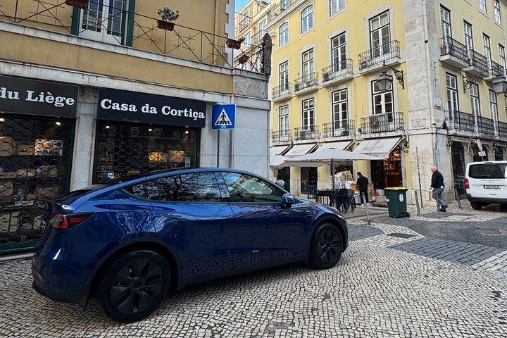 Private Lisbon Highlights Tour – Top Sights in Just 2 Hours!