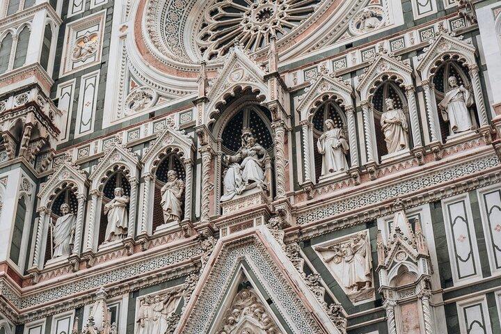 Duomo Cathedral Fast Track Tour & optional Brunelleschi's Dome
