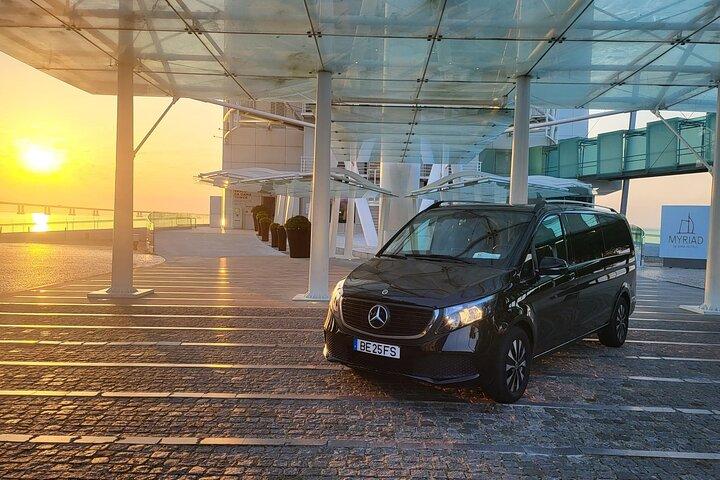 Luxury Private Transfer at Lisbon Airport with Chauffeur