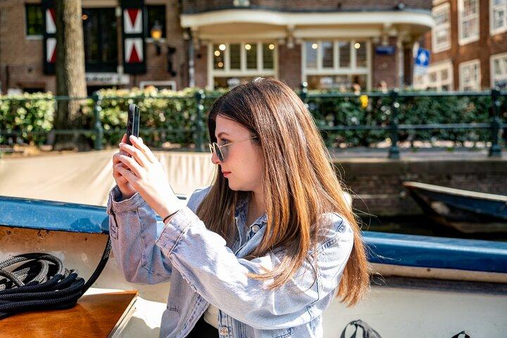 Amsterdam Open Boat Canal Cruise with Live Guide