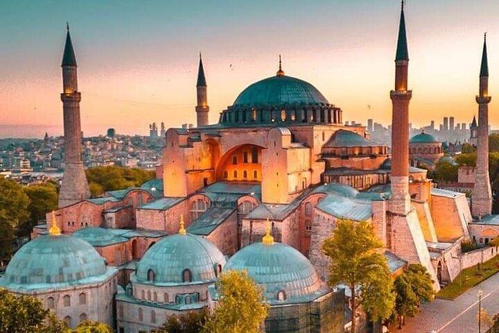 Istanbul Ultra VIP Private Car Hire with Licensed Driver