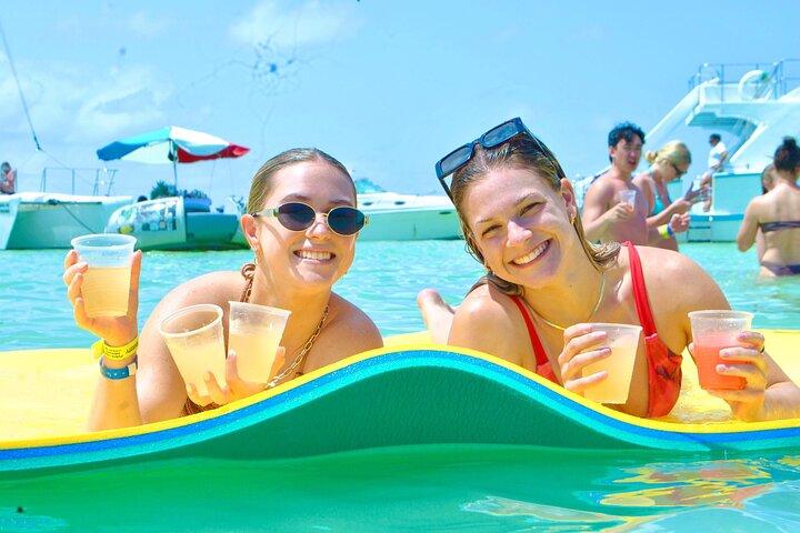 Punta Cana Party Booze Cruise, open bar, snorkeling Only Adult