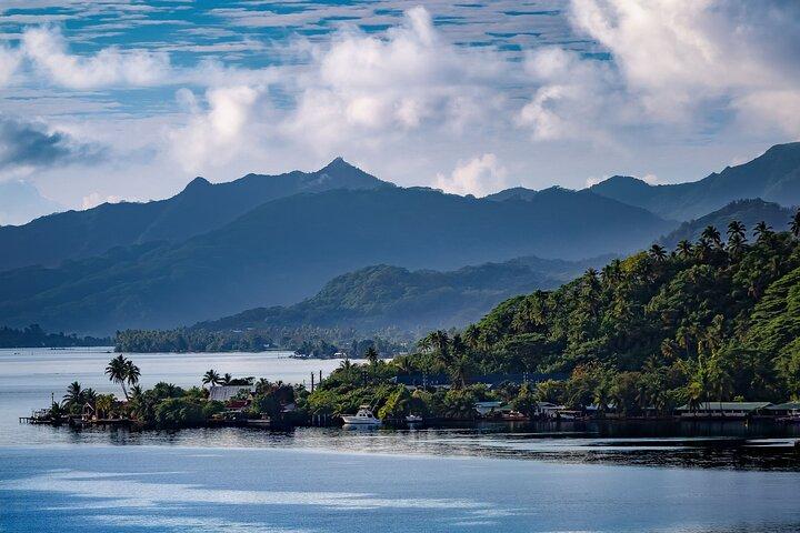 Tahiti, 4h30 Guided Tour, East and West Coast of Tahiti Nui