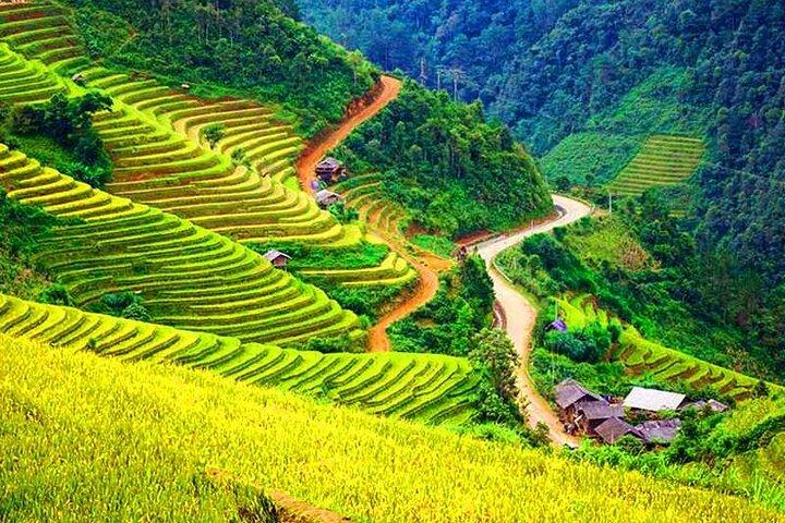 Sapa 2 Days 1 Night Homestay Motorbike Tour