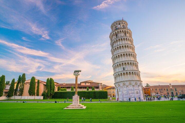 From Florence: Day Trip to Pisa Half Day Private Tour with Driver