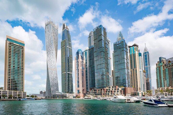 Dubai Sightseeing Tour: Explore Old and Modern City