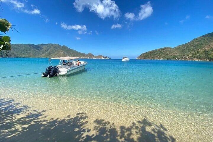 Tour to 2 Beaches of Tayrona Park : Playa Cinto and Playa Cristal